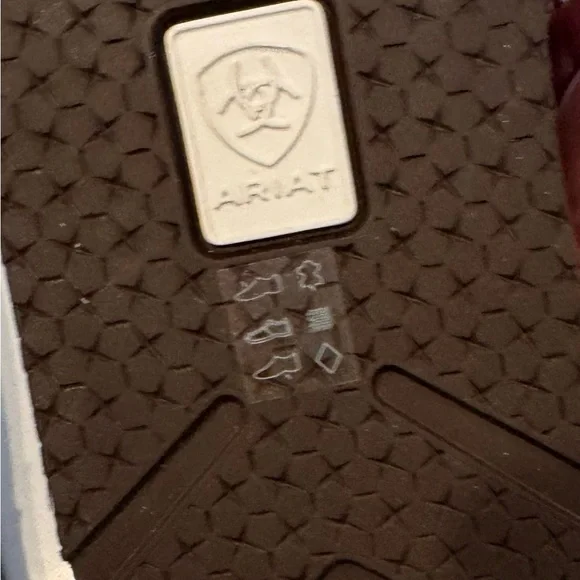 Ariat Cruiser Women's Brown Floral Embossed Leather Cruiser Shoe Size 8.5B NEW - Picture 10 of 10